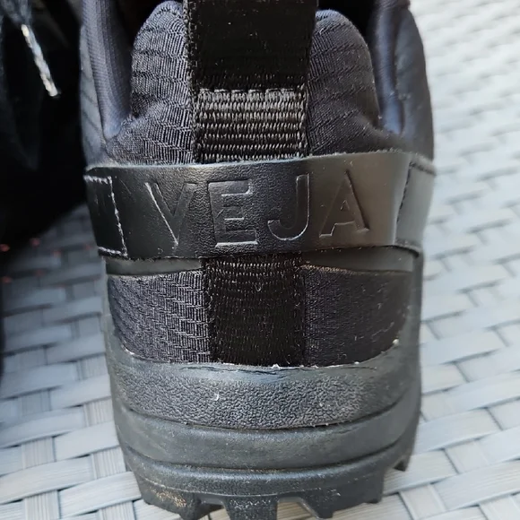 Veja Eco Women's Black Athletic Sneaker Shoes Size 11 US/44 EU - Picture 11 of 17